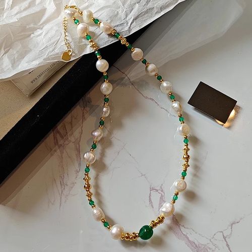 🎁New Year's Sale🎁Vintage-Inspired High-Quality Clavicle Chain, Fashionable Design for Casual Events and Family Gatherings, Ideal Gift for Birthdays