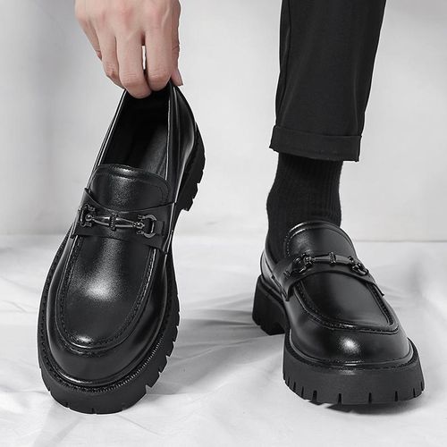 Matte casual chunk-heeled loafers are trendy shoes