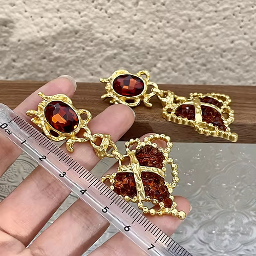 Medieval pierced heart-shaped glass crystal trendy earrings
