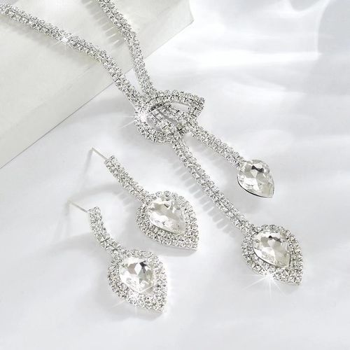 Exquisite Evening Clutch Set