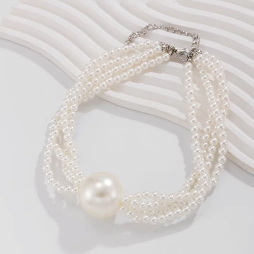 Elegant Fashion Statement Pearl Necklaces