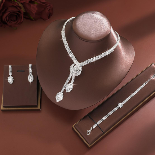 Exquisite Evening Clutch Set