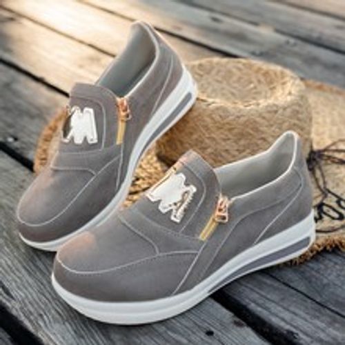 slip-on solid color casual round toe shoes