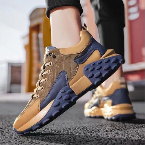 ultra-light shock-absorbing running shoes