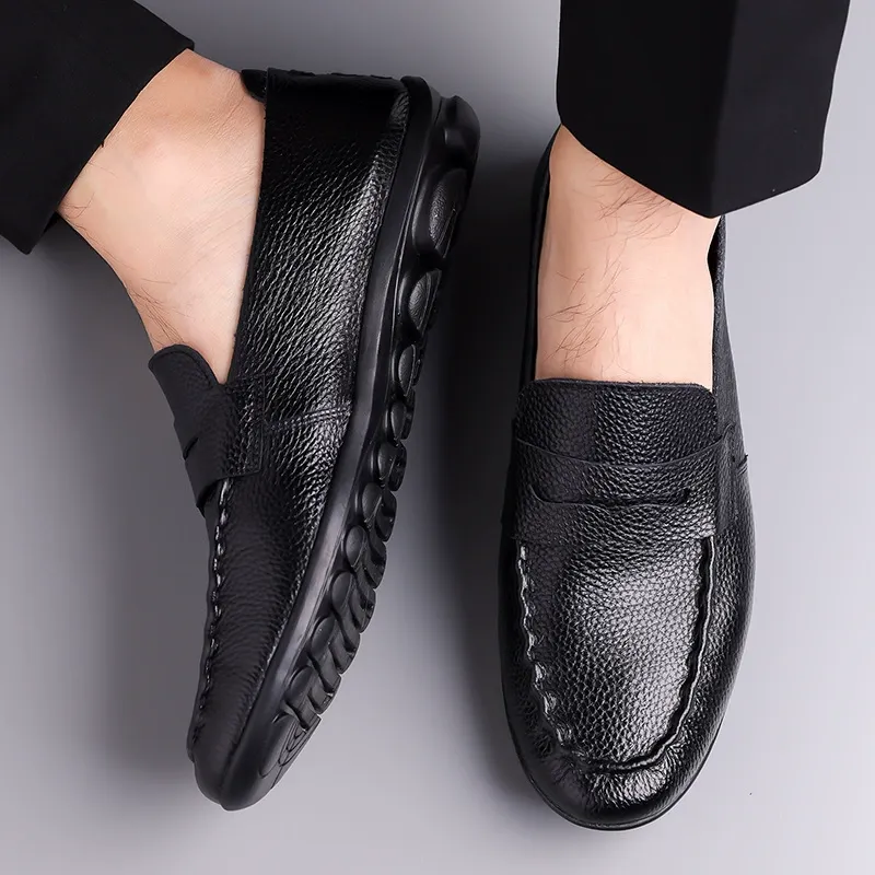 Versatile all-season leather shoes, soft leather, breathable and multi-foot driving shoes