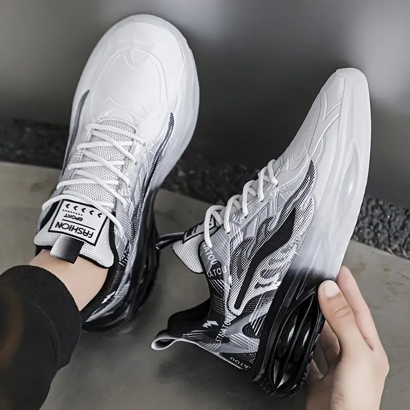 Trendy Gradient Color Low Top Comfy Running Shoes
