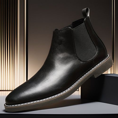 The 2025 new Martin boots go well with the British retro Chelsea boots