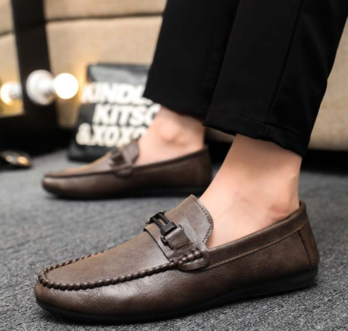 Trendy slip-on casual shoes