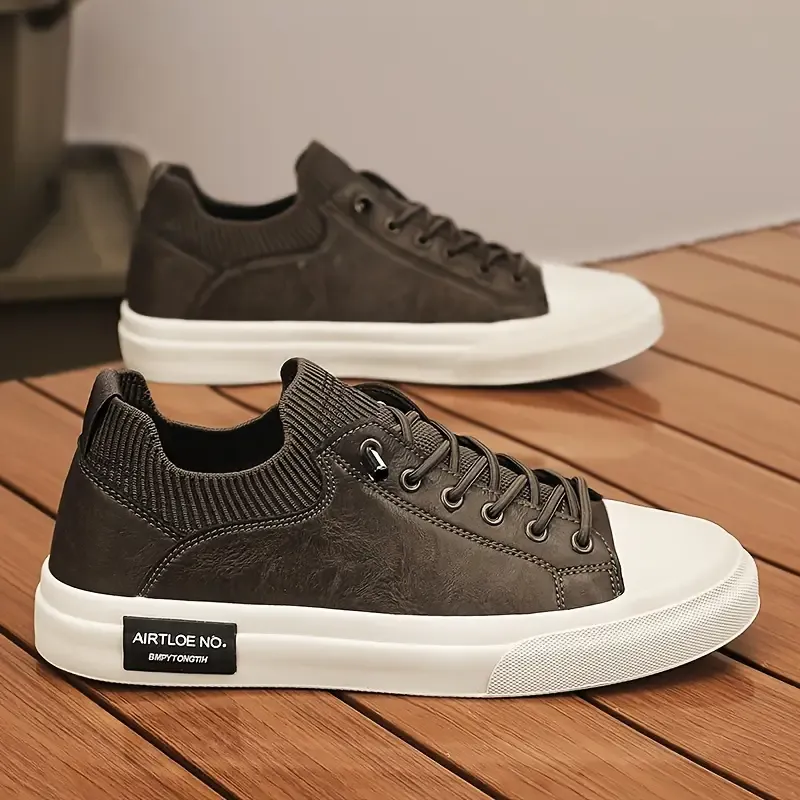 Classic Men's Low-Top Sneakers - Comfortable, Lightweight & Versatile Casual Shoes for All Seasons