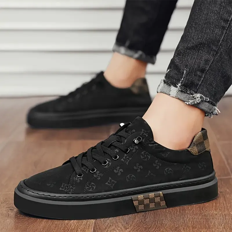 Men's Breathable Canvas Sneakers - Casual Slip-On Shoes with Elastic Laces, Versatile for All Seasons