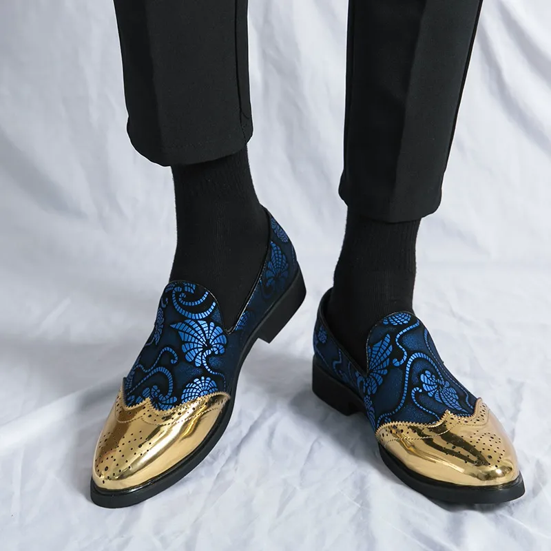 New street style brogue carved color matching slip-on shoes for young men's business formal leather shoes