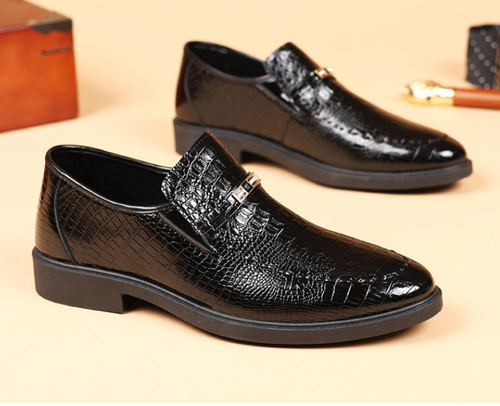 New business large size crocodile pattern slip-on