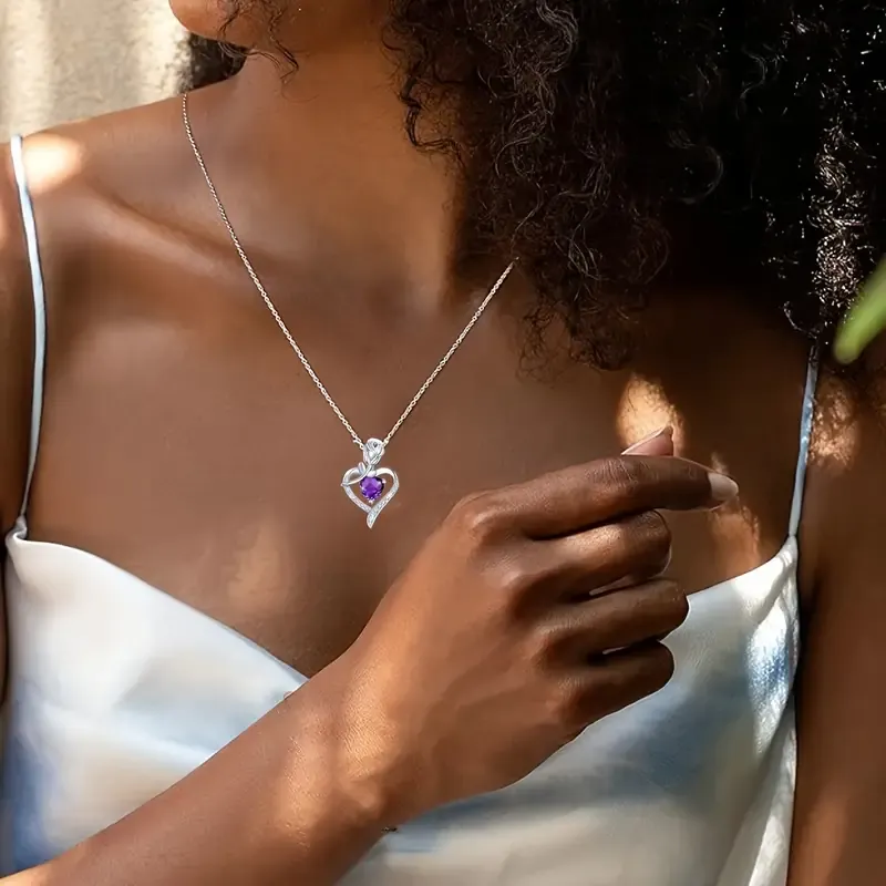 Rose Flower Gift Box Heart-Shaped Pendant Necklace