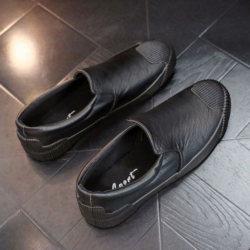 All-black men's new trendy shoes for summer, breathable, low-top, one-foot set, and lazy men's casual leather shoes