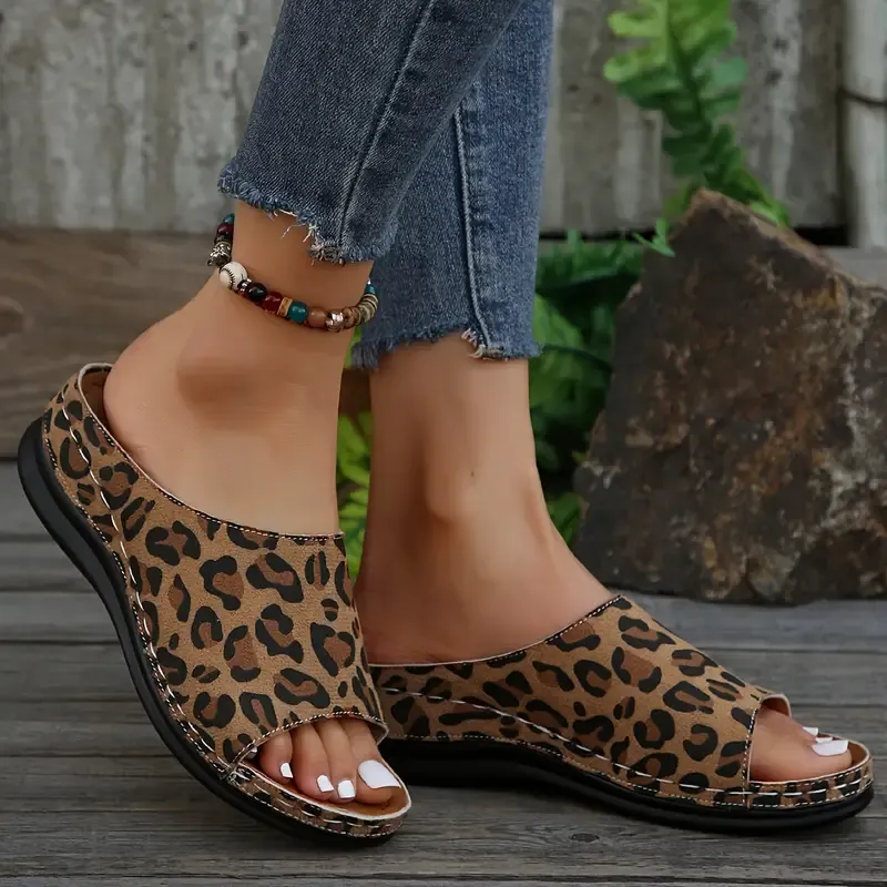 Women's Leopard Print Slides, Fashionable Summer Slip-On Shoes, Casual Lightweight Comfort, Versatile Shoes