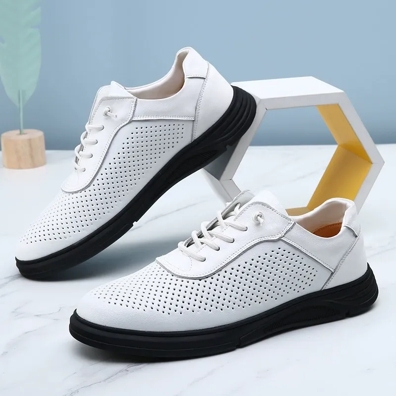 Breathable lightweight cowhide perforated soft-soled mesh shoes