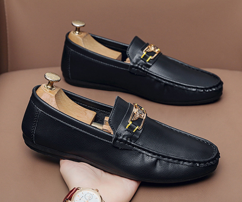 Men's lightweight flat slip-on loafers