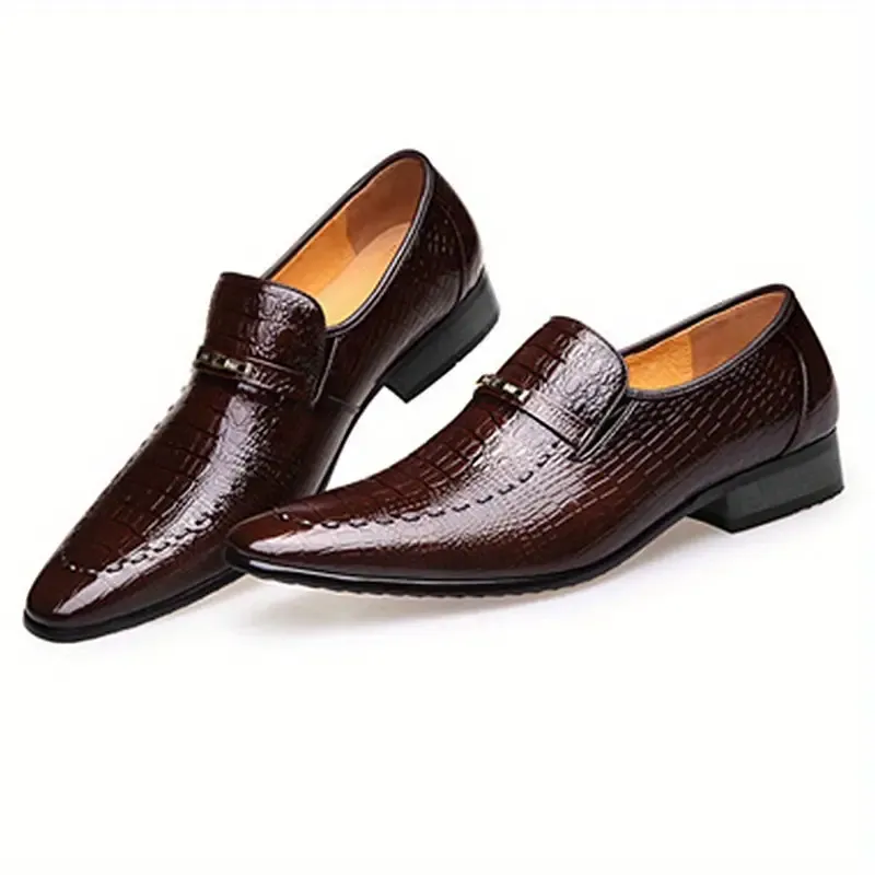 High Quality Luxury Men's Leather Shoes Large Size Low Top Men's Casual Shoes Embossed Leather Shoes Men