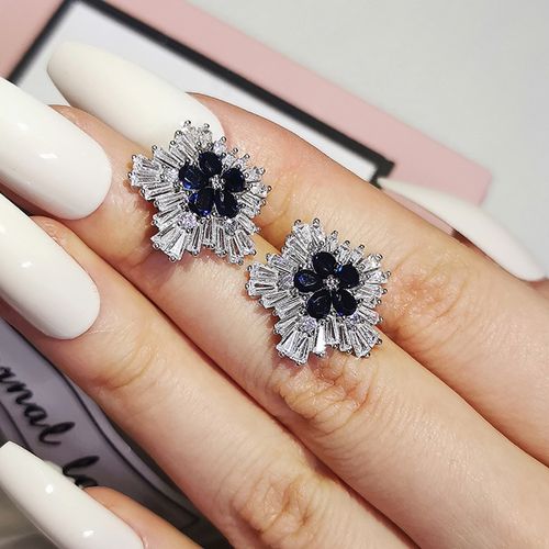 Exquisite Snowflake Design Cubic Zirconia