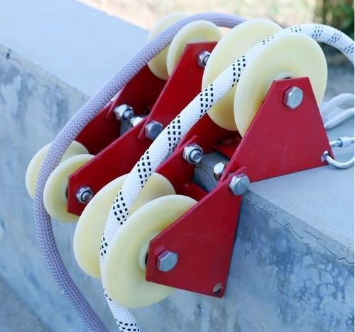 U Shape Adjustable Track Wheel