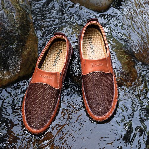 Summer sandals for men: breathable mesh shoes with comfortable soft soles, slip-on leather shoes