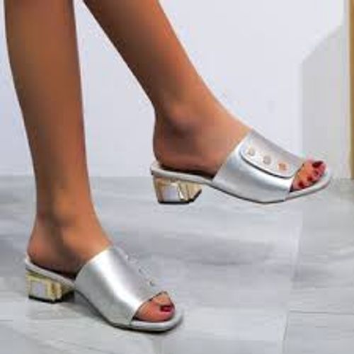 American square toe chunky heel sandals