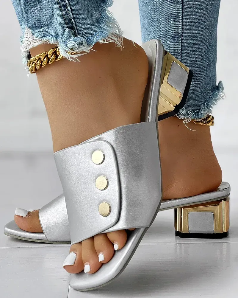 American square toe chunky heel sandals