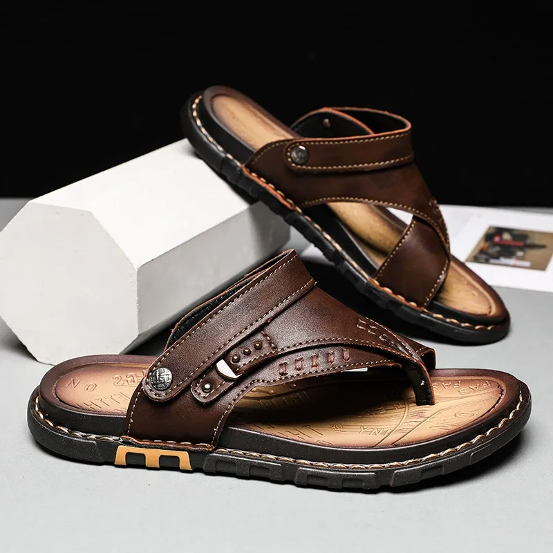 Flip-flops, men's summer large-sized slippers, outdoor beach shoes