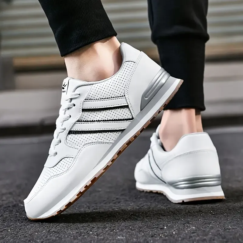 Men's Classic Sneakers Non Slip Lace Up Low Top Comfy For Outdoor Activities Walking Jogging Hiking All Seasons