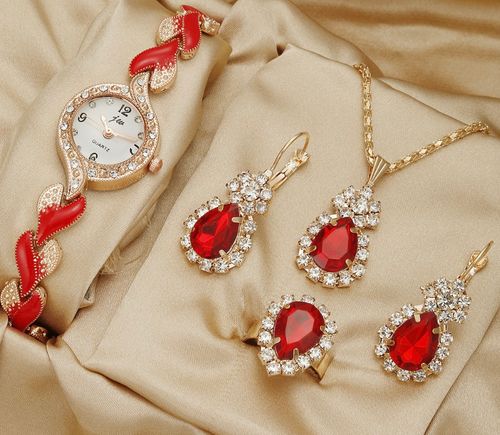 Ladies' Luxury Quartz Watch Set