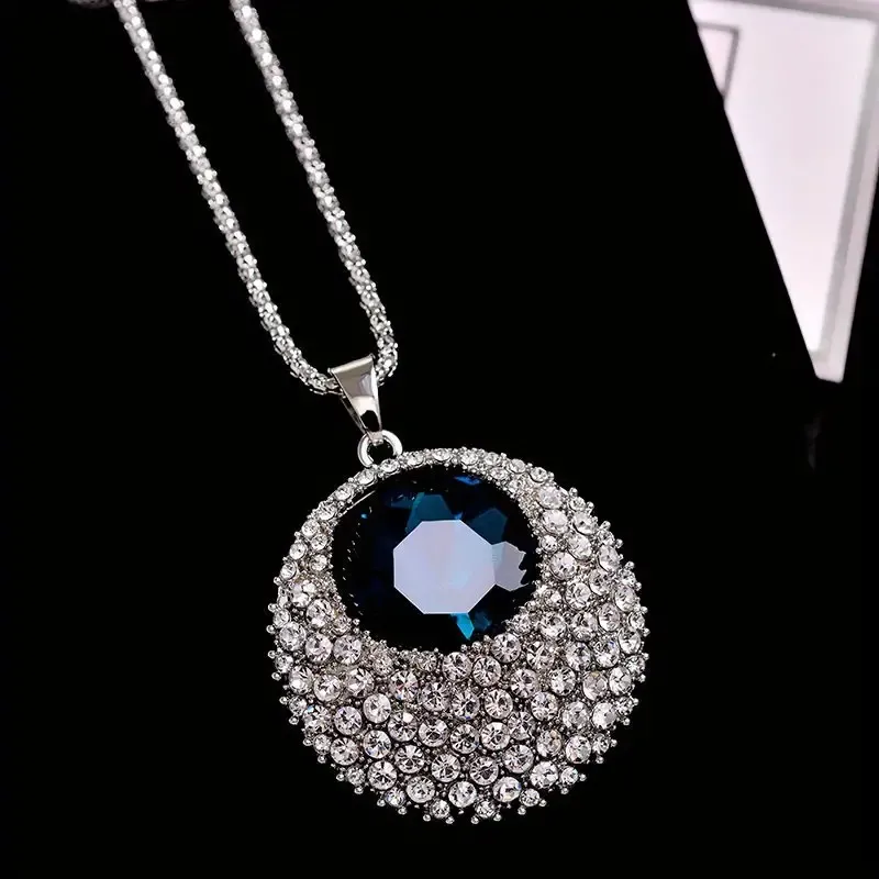Elegant Crystal Round Sweater Chain, Long Fashionable Autumn And Winter Necklace For Women
