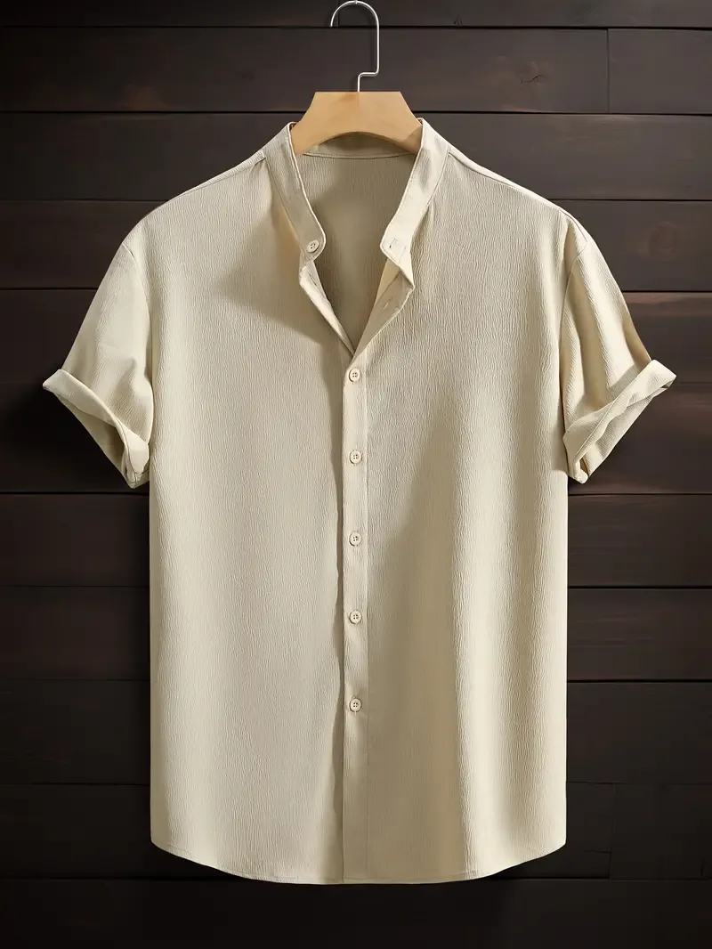 Chic Design Men's Solid Single-breasted Short Sleeve And Stand Collar Top Shirt, Casual And Trendy Tops For Summer Daily And Beach Holiday Wear