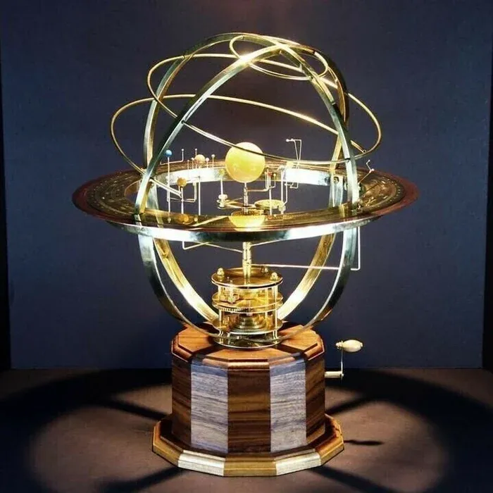 GRAND ORRERY MODEL OF THE SOLAR SYSTEM