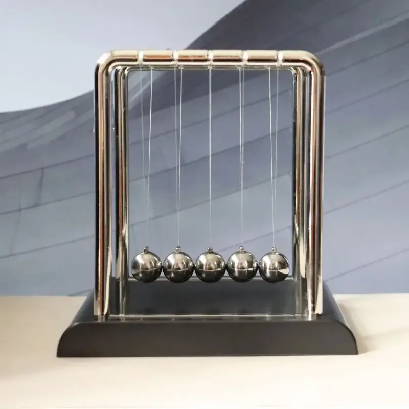 Newton cradle bouncing ball