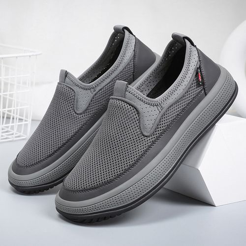 Breathable mesh soft sole slip-on casual shoes
