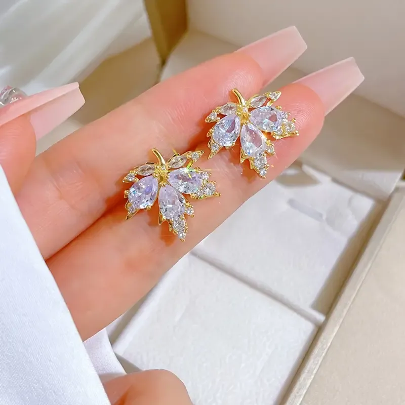 1 Pair Zirconia Inlaid Copper Jewelry Set: Stud Earrings + 1 Pc Necklace with Golden Maple Leaf Design, Vintage Elegant Style, Trendy Female Gift