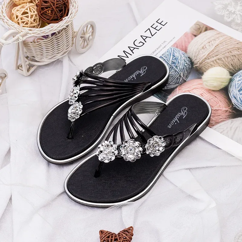 Women's Floral Flat Flip Flops