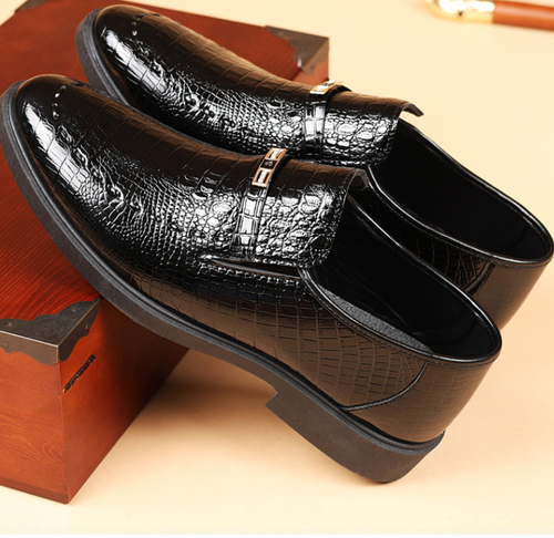 New business large size crocodile pattern slip-on