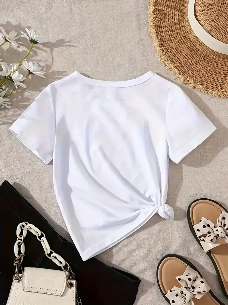 Cute African Girl With Hearts Graphic Print Tee, Girls Comfy & Trendy T-shirt For Spring & Summer, Girls Clothes For Outdoors