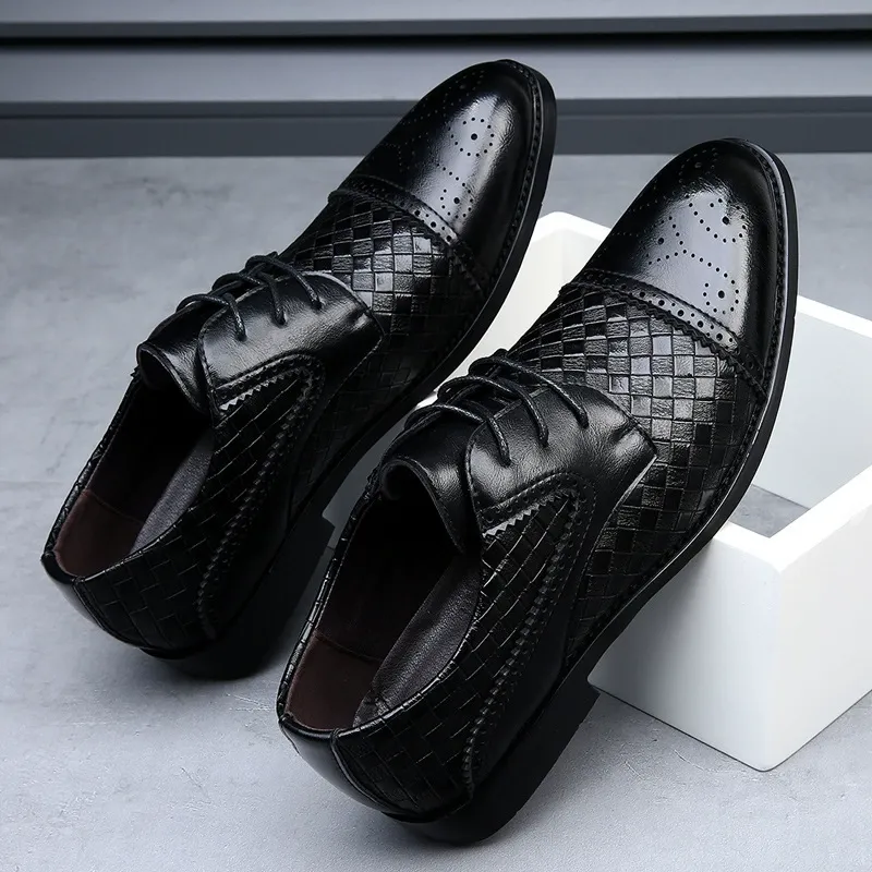 High-end leather shoes for men