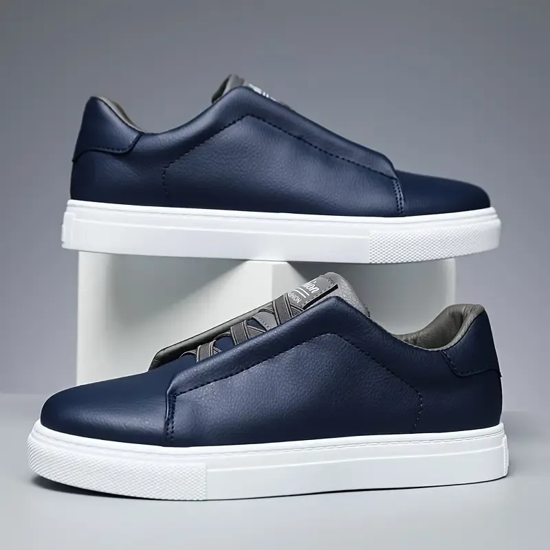 Men's Slip On PVC Low Top Solid Shoes Comfy For Outdoor Walking Jogging Traveling For Youth All Seasons