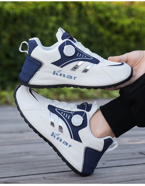 fashionable and versatile soft-soled white shoes