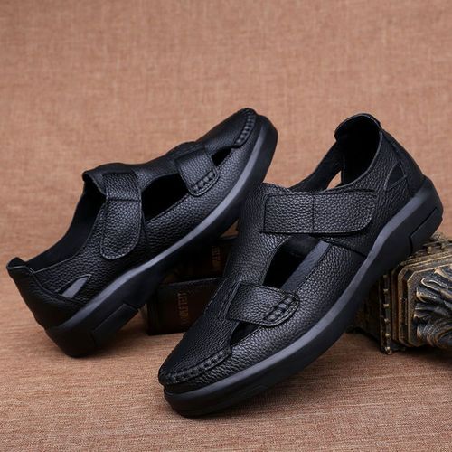 New casual leather shoes made of genuine leather and cowhide