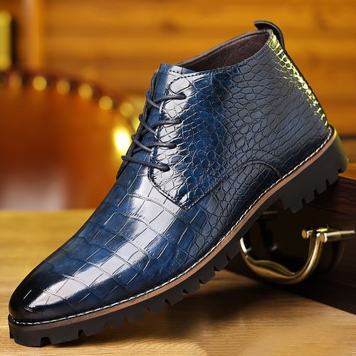 Pointed casual lace-up Dr. Martens boots and fashionable business leather shoes
