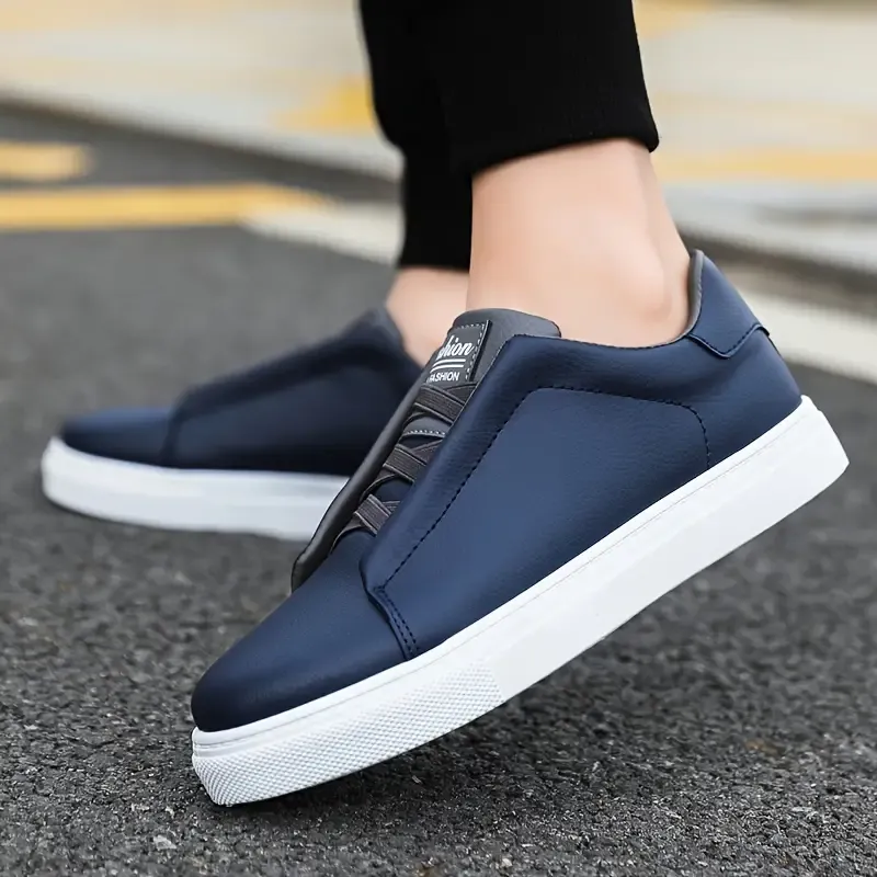 Men's Slip On PVC Low Top Solid Shoes Comfy For Outdoor Walking Jogging Traveling For Youth All Seasons