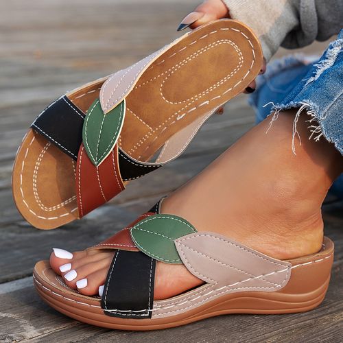 Summer Chic Womens Low Heel Colorblock Slide Sandals