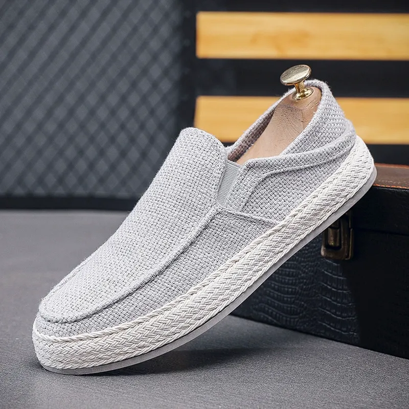 Men's slip-on casual canvas shoes
