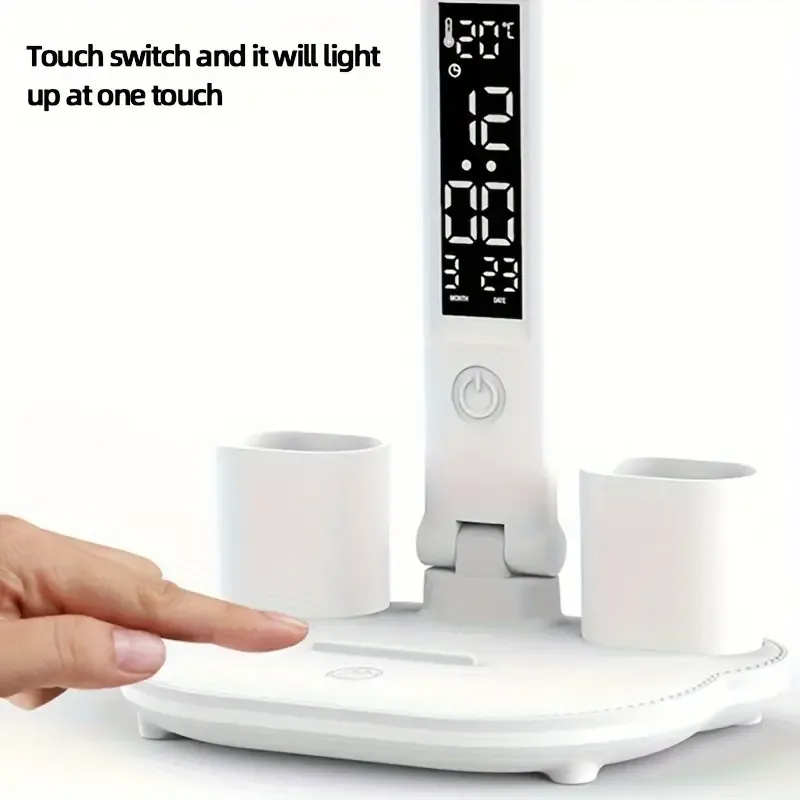 USB-Powered LED Desk Fan