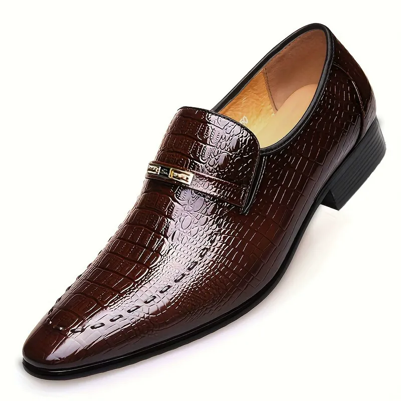 Men's embossed leather shoes with crocodile pattern