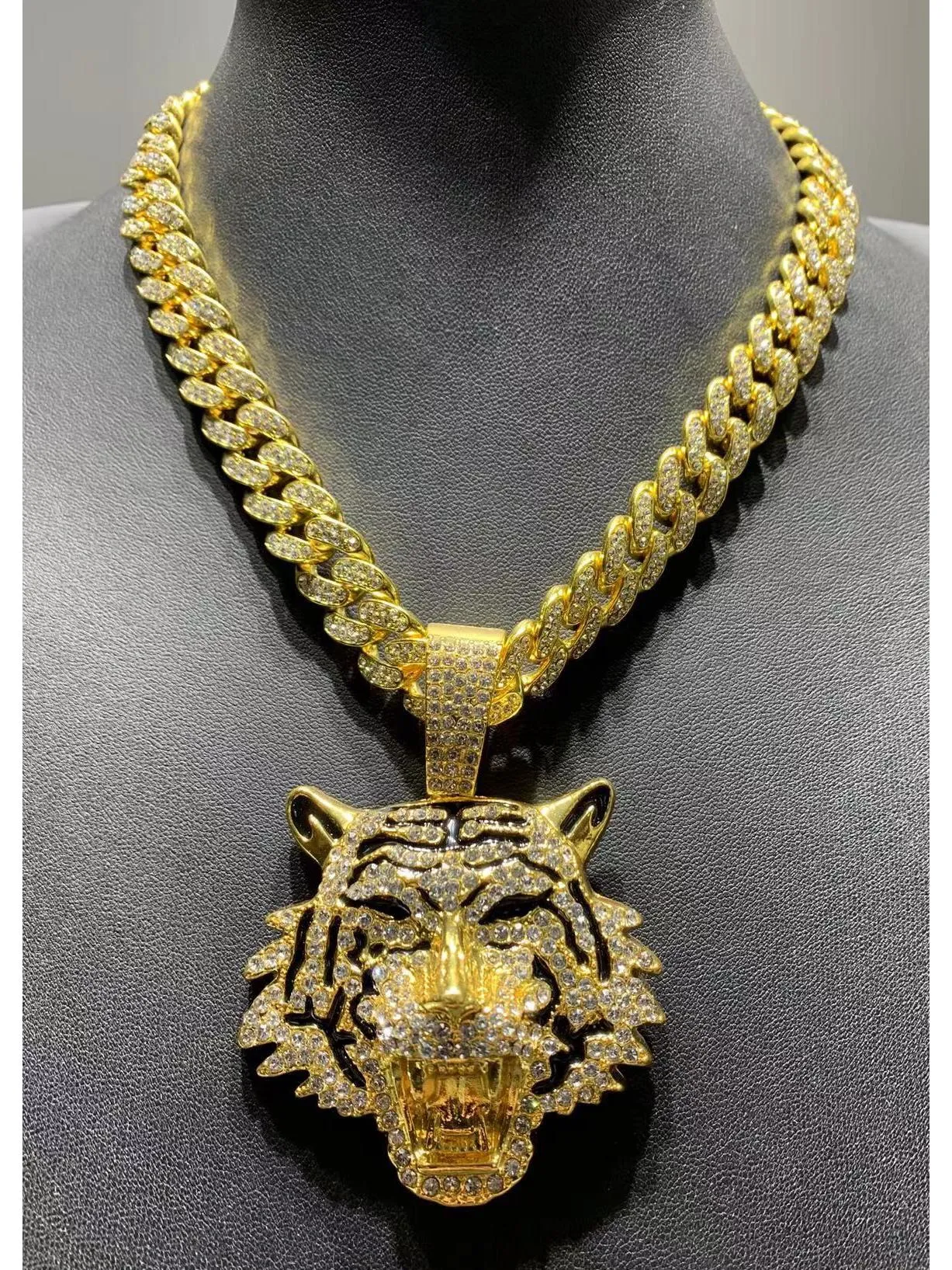 Tiger Necklace 4
